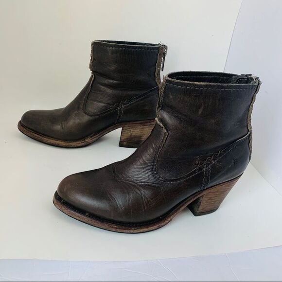 Frye Heeled Booties Sz 6.5 - Picture 5 of 10